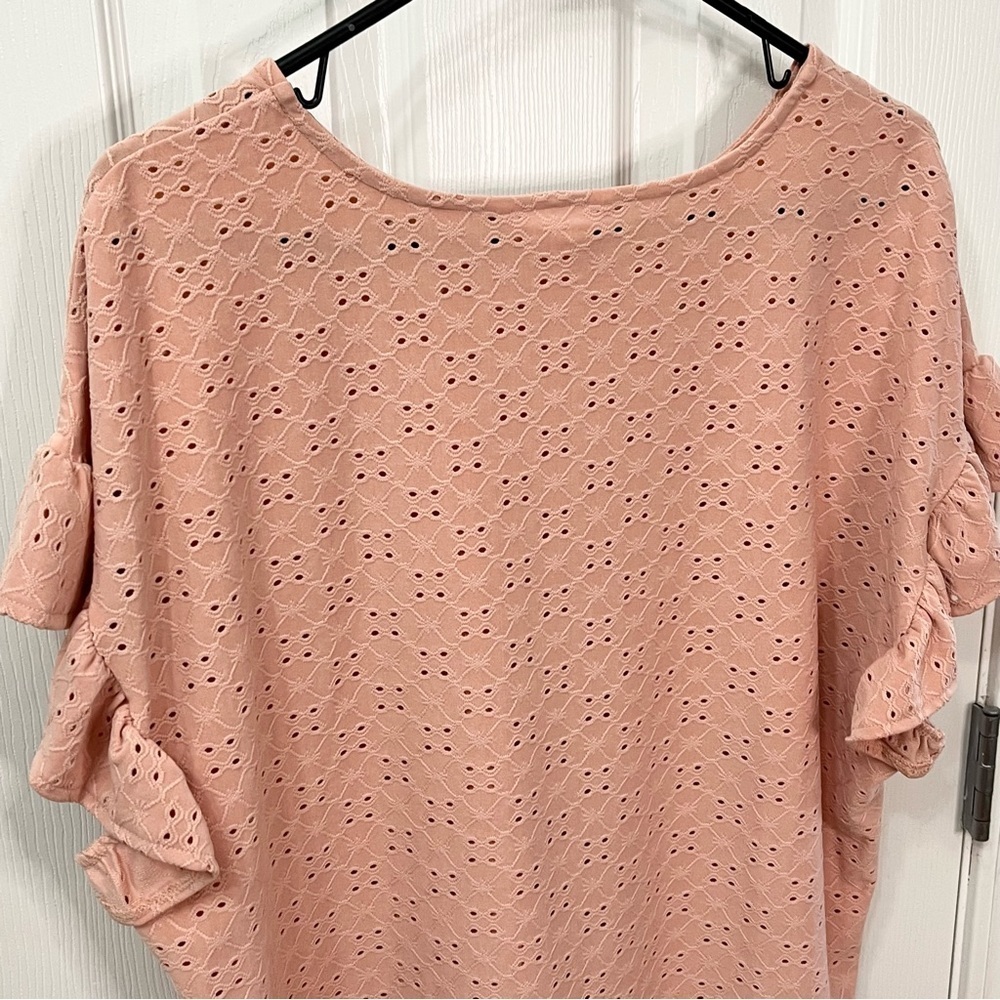 LC Lauren Conrad Pink Ruffle Sleeve Eyelet Top Women’s Size XL - Picture 8 of 8